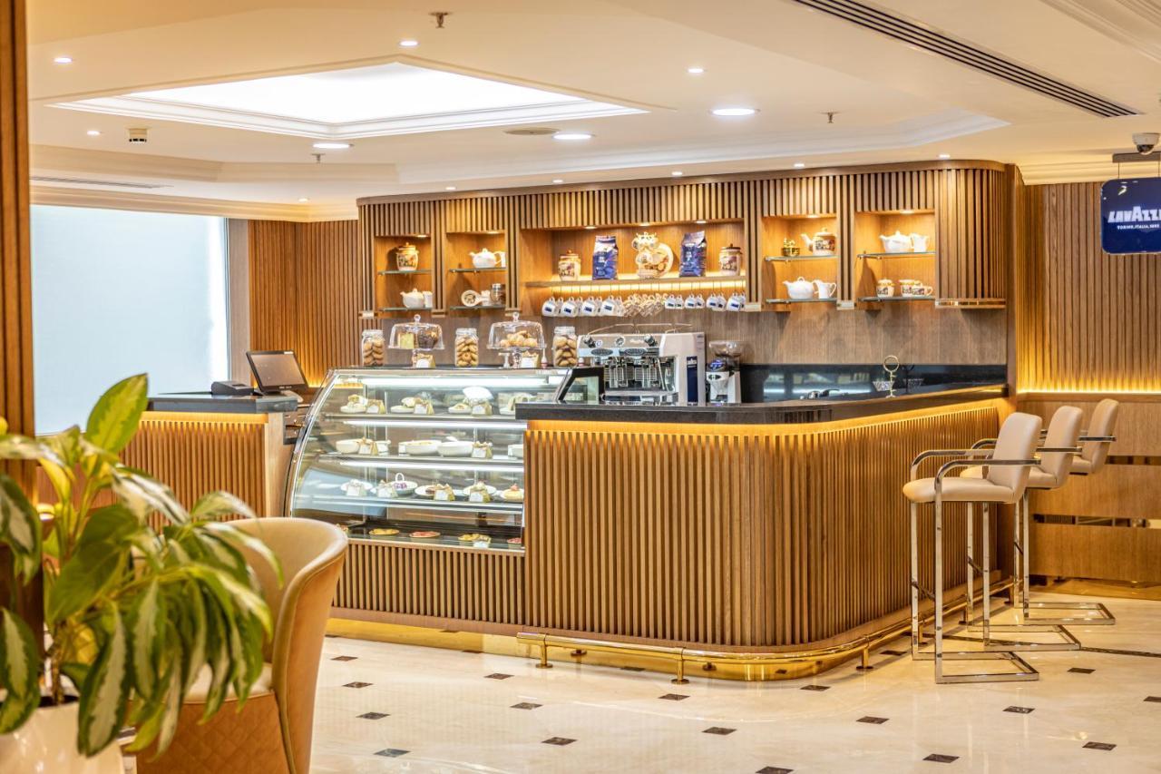 Golden Sands Suites Dubai Exterior foto