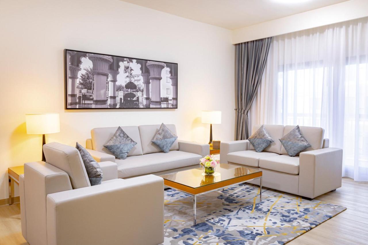 Golden Sands Suites Dubai Exterior foto