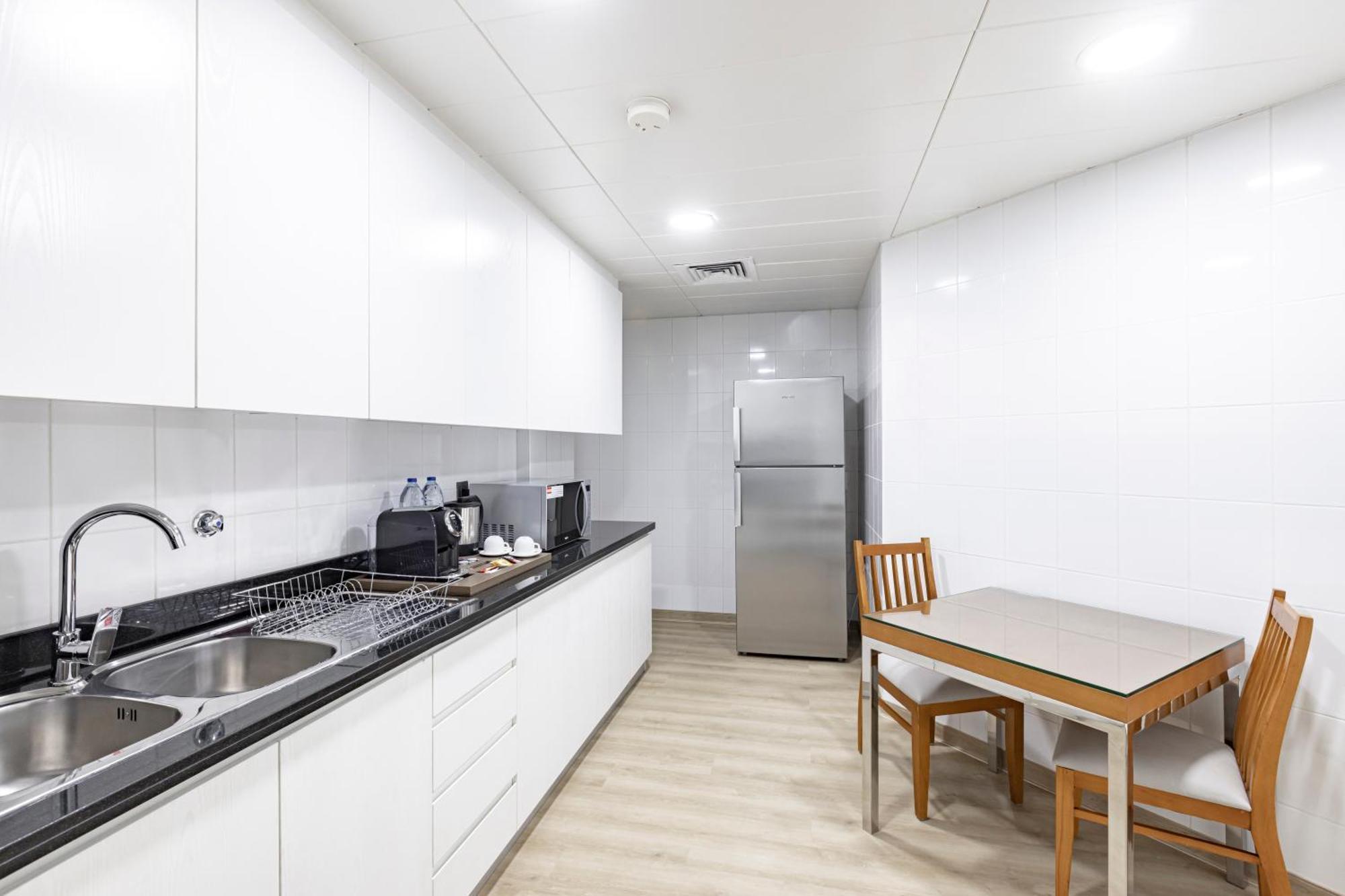 Golden Sands Suites Dubai Zimmer foto
